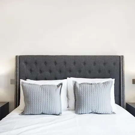 Lux Apartments In Fulham London Exterior photo
