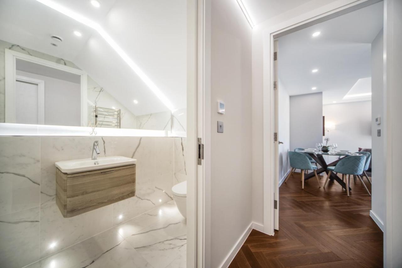 Lux In Fulham Apartment