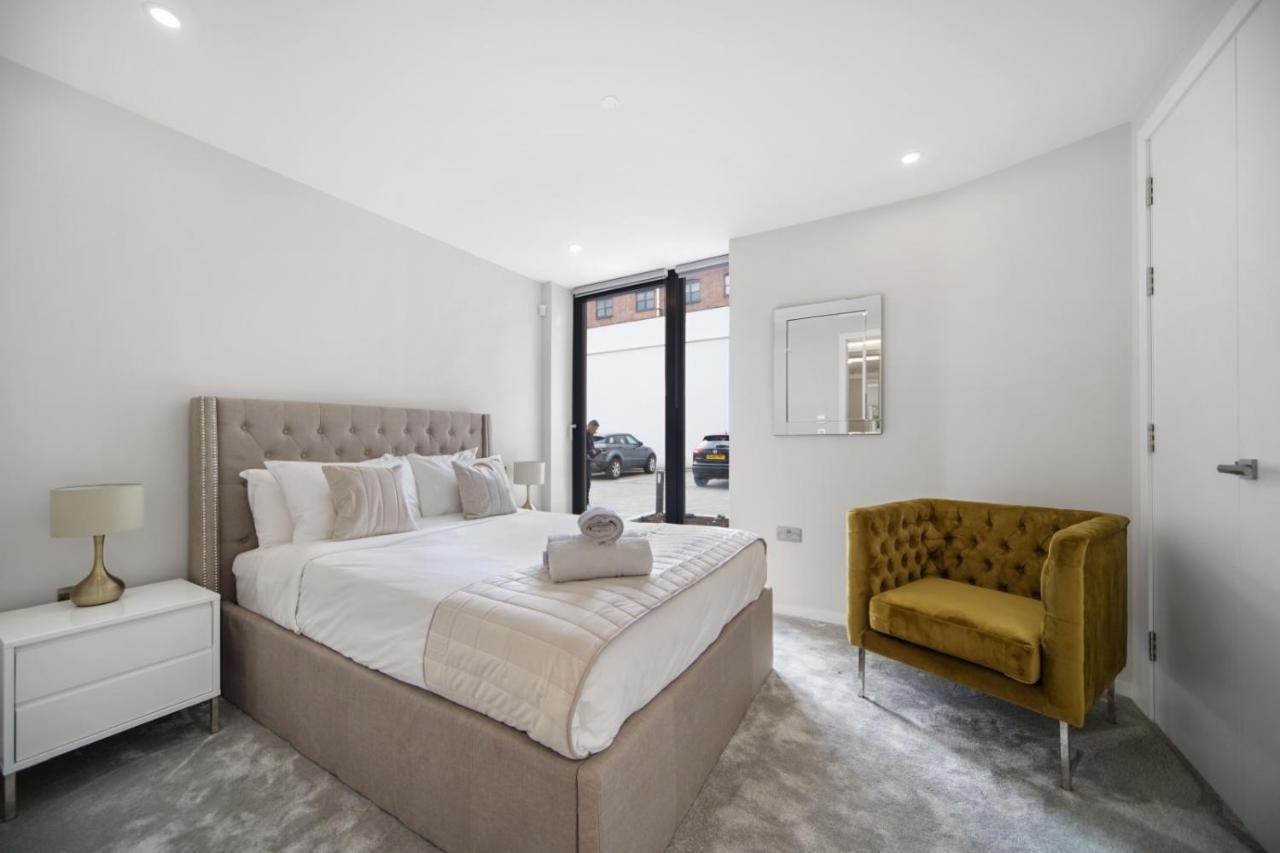 Lux In Fulham Apartment